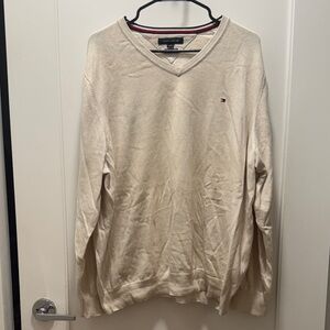 Tommy Hilfiger Men's Beige V-Neck Sweater